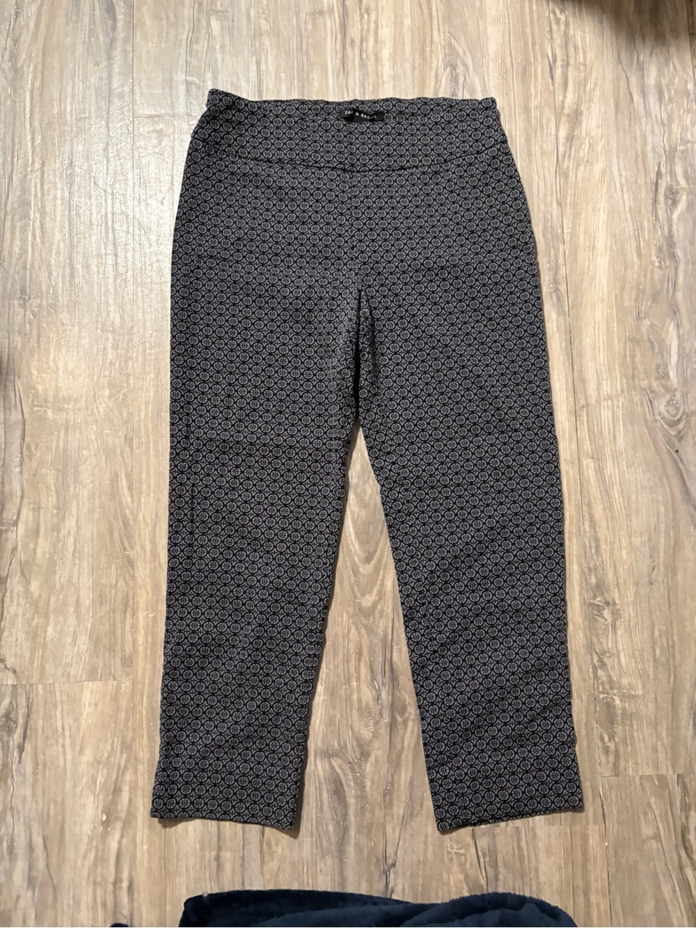 Zac & Rachel Black and Gray Patterned Trousers
